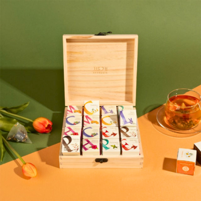 Autumn Floral Tea in Wooden Case image