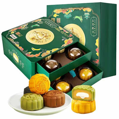 Eternal Bond Mooncake Box / 万金油月饼盒 image