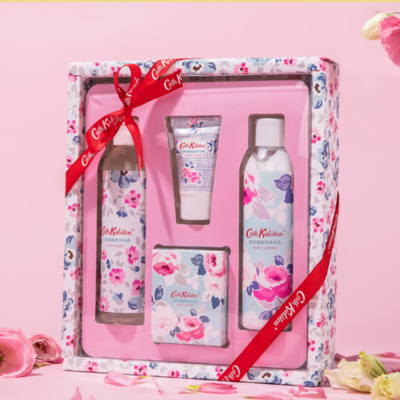 Cath Kidston Body and Bath Set image