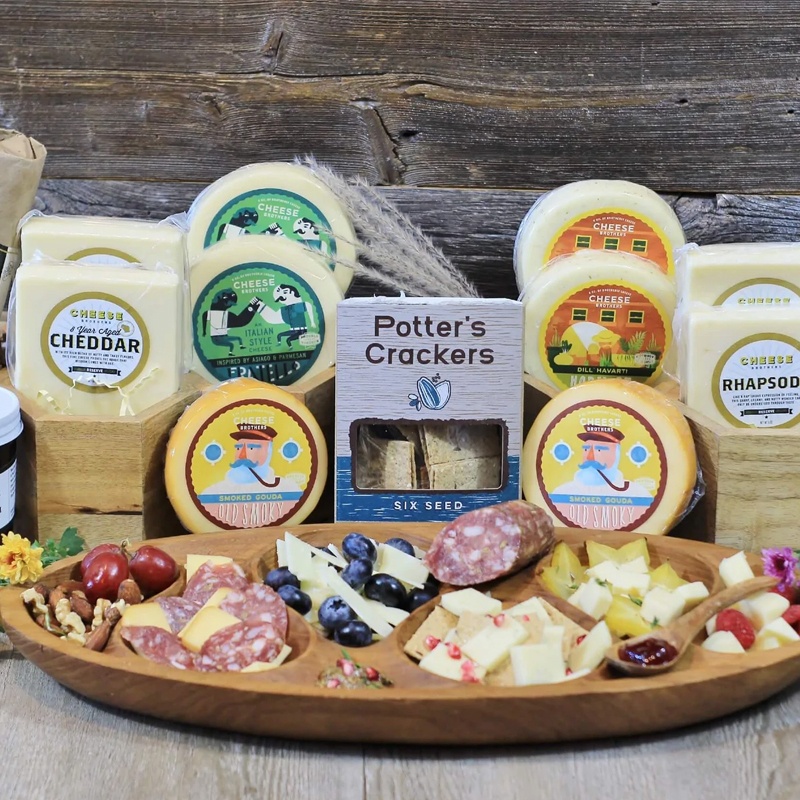 Deluxe Charcuterie Pack image