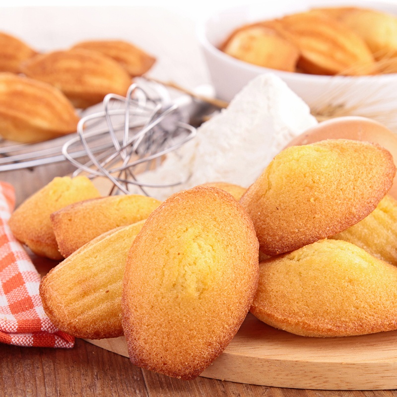 Traditional French Madeleine Mix image