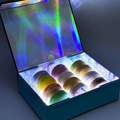 Light-up Gift Box of 12 French Macarons - White Glow Box™ image