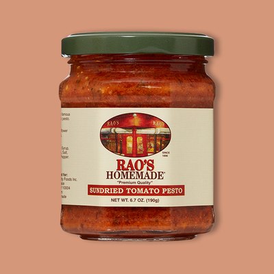 Homemade Sundried Tomato Pesto Sauce 6.7 oz image