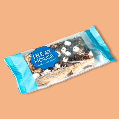 Cookies & Cream Rice Krispie Treat Bar 3.2 oz image