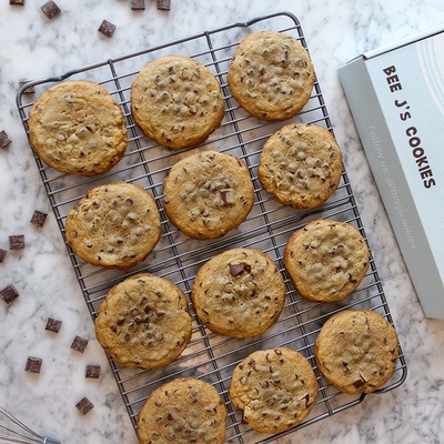 Old Fashioned Cookie Box (12) image