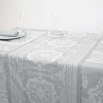 Fontainebleau Bicolor Grey Tablerunner 21"x69", Green Sweet Stain Resistant Cotton
