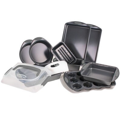 11 - Piece Perfect Slice Bakeware Set - (Grey)