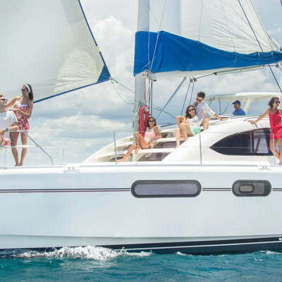 Cabo Luxury Sailing, Iconic Arch & Snorkeling