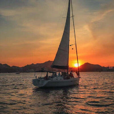Cabo Luxury Sunset Sailing 