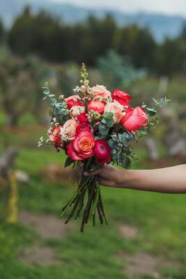 Meadow Breeze Flower Bouquet image