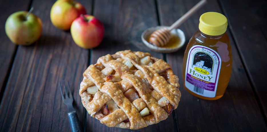 Grand Traverse Pie Company-carouselImage-https://images.snackmagic.com/spree/provider_carousel_image/1117/medium/p9rhracvkjt84yd886vmbzo4o8co.?1762163149