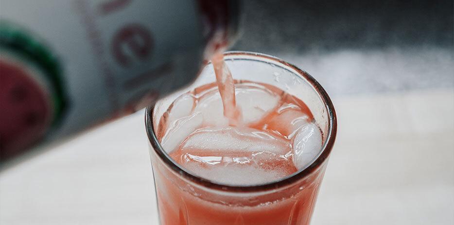 Mela Watermelon Water-carouselImage-https://images.snackmagic.com/spree/provider_carousel_image/1390/bulk_medium/7uflnl43ck02tzxp65753w5j8fid.?1762162978