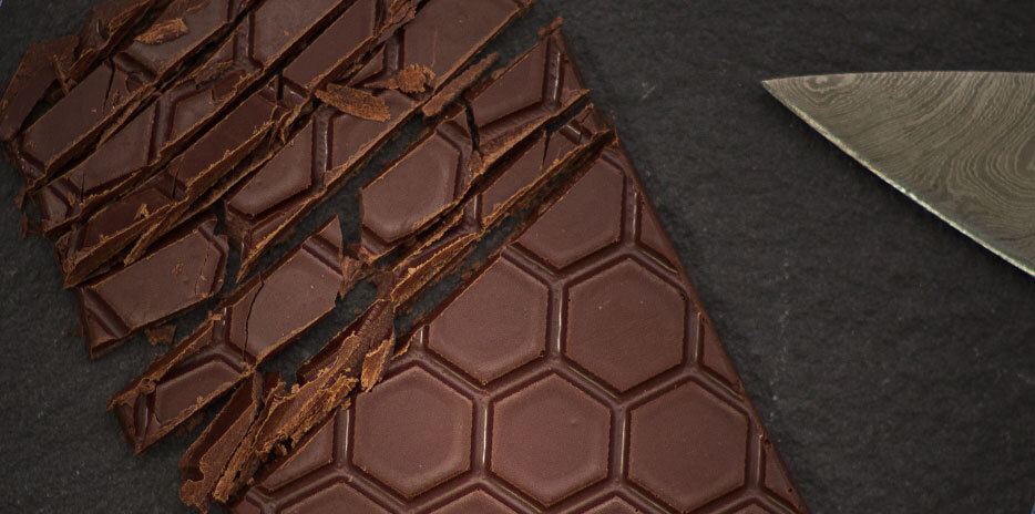 Honeymoon Chocolates-carouselImage-https://images.snackmagic.com/spree/provider_carousel_image/1497/bulk_medium/e76n1qbndcdxuthw7xr3jp6c6v7v.?1762163524