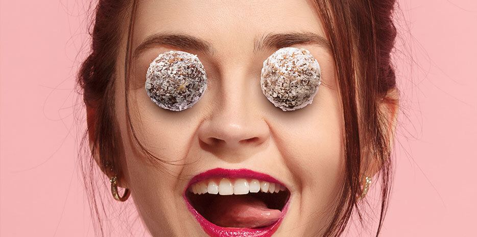 Frooze Balls-carouselImage-https://images.snackmagic.com/spree/provider_carousel_image/1720/bulk_medium/wkqnvfbg5aia6kskev4jemdlzsz8.?1761239757