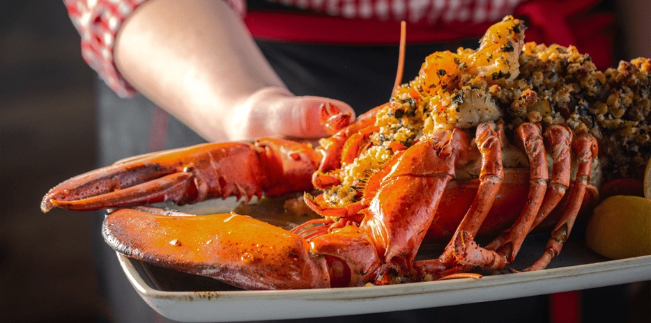 Legal Sea Foods-carouselImage-https://images.snackmagic.com/spree/provider_carousel_image/1785/medium/1q3rkcyiazmdlpwnhd963ib04hbs.?1762162222