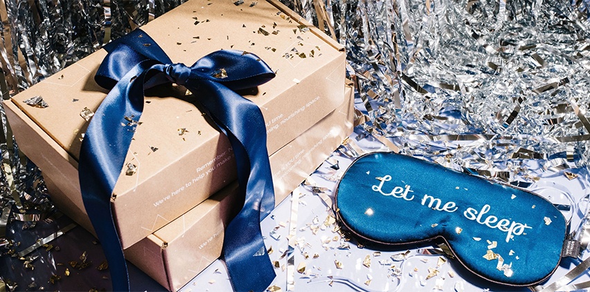 Moonlit Skincare-carouselImage-https://images.snackmagic.com/spree/provider_carousel_image/1958/medium/ojgcw4e82db8l8mirlsckg6txy72.?1762161936