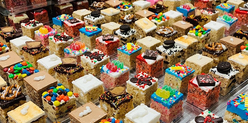 Treat House-carouselImage-https://images.snackmagic.com/spree/provider_carousel_image/2031/bulk_medium/hzd6m2skvfo42tieb0csf6obf2ce.?1762162789
