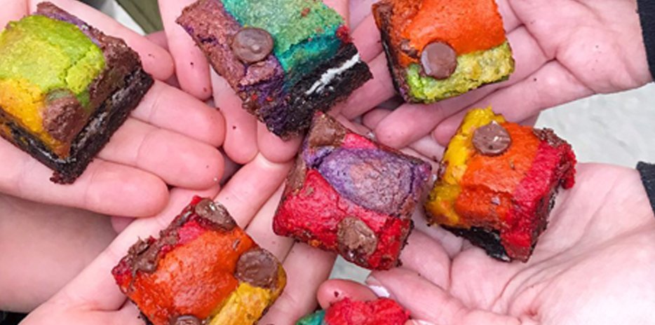 Taste The Rainbow-carouselImage-https://images.snackmagic.com/spree/provider_carousel_image/2062/bulk_medium/ip60iicnsp2wuwgc6hlnxmj31woh.?1762162400