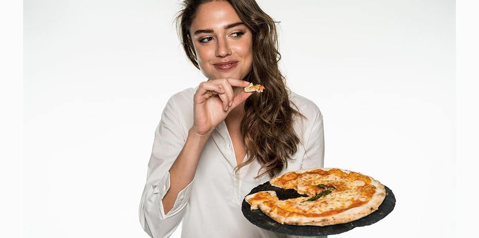 Talia Di Napoli-carouselImage-https://images.snackmagic.com/spree/provider_carousel_image/2147/medium/o1v0wfe914hgqw7gg50un6msnymj.?1762161955