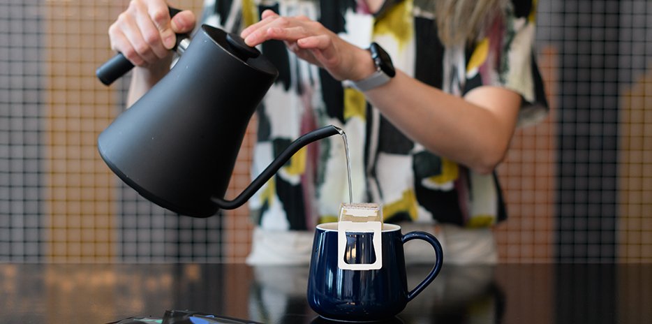 Hangover Coffee-carouselImage-https://images.snackmagic.com/spree/provider_carousel_image/2311/medium/fp6xbj3636sta2dnbo5ah8qvfbjq.?1762162387