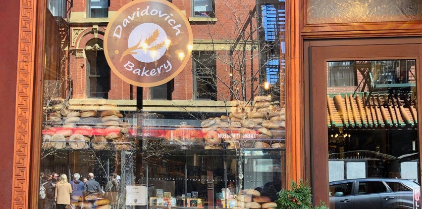 Davidovich Bagels-carouselImage-https://images.snackmagic.com/spree/provider_carousel_image/2562/bulk_medium/wvbaw54gxf89tndv9ynn766a3hwe.?1762162899