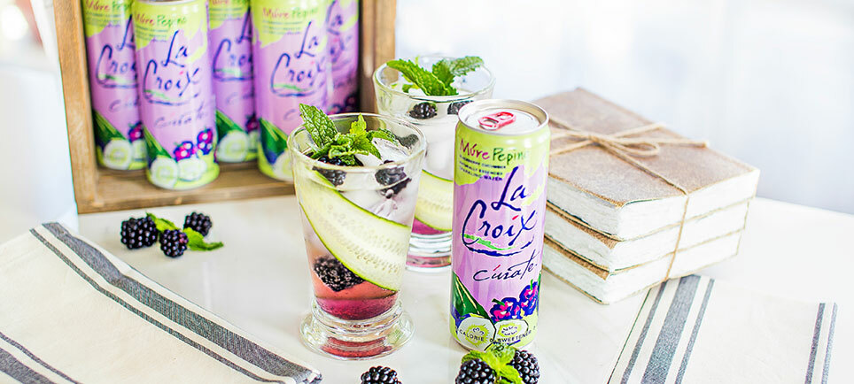 La Croix-carouselImage-https://images.snackmagic.com/spree/provider_carousel_image/314/bulk_medium/649l7tcpr3q7965y9v3iq2kt2cxd.?1747217086