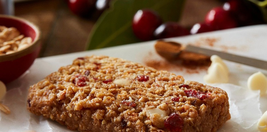 Clif Bar-carouselImage-https://images.snackmagic.com/spree/provider_carousel_image/5055/medium/s5s2yz0e336o7xtryaooz70t7um5.?1740409138