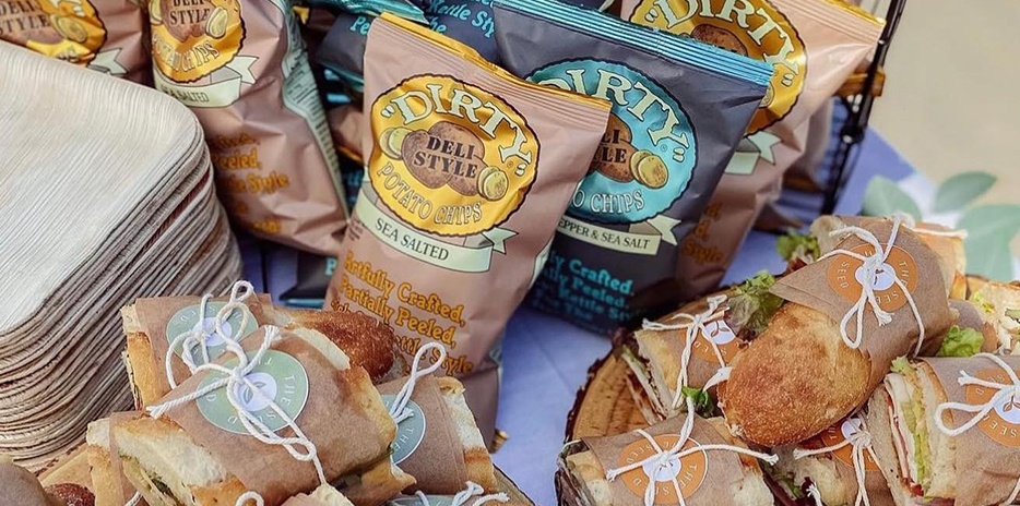 Dirty Potato Chips-carouselImage-https://images.snackmagic.com/spree/provider_carousel_image/5056/bulk_medium/d57e8yd5m86wa4alm6g8rf4n9gci.?1740409143