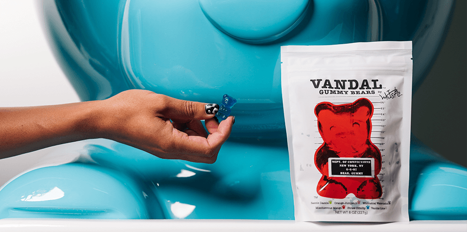 Vandal Gummy Bears-carouselImage-https://images.snackmagic.com/spree/provider_carousel_image/5154/medium/rtlojcze00o0o625wl8tjxizkfwr.?1752756842