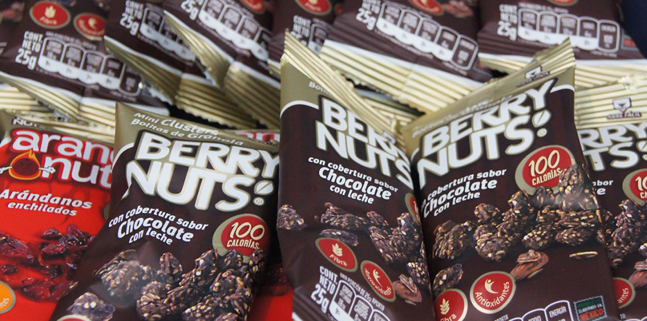 Berry Nuts-carouselImage-https://images.snackmagic.com/spree/provider_carousel_image/5184/bulk_medium/zg53issezrfnpsz9xkv82swfwzay.?1745596142