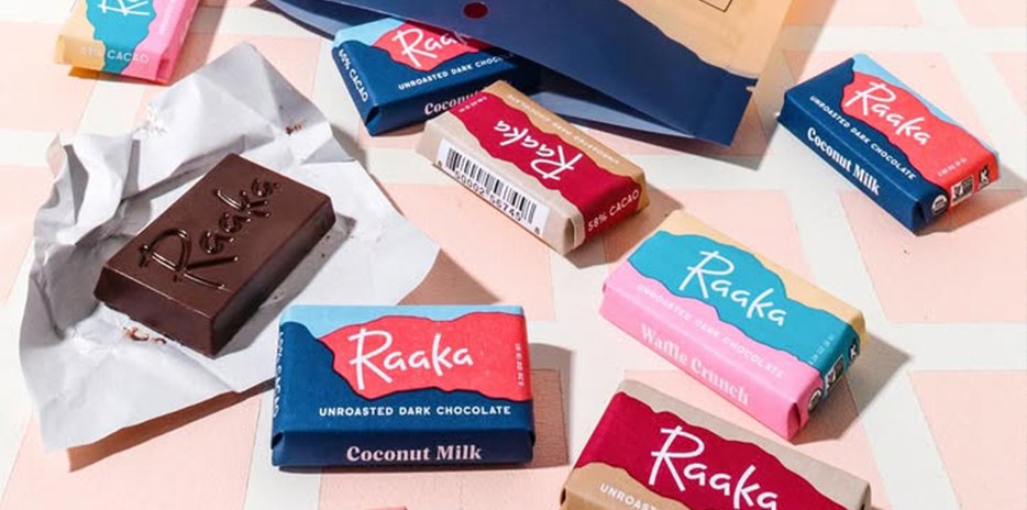 Raaka Chocolate-carouselImage-https://images.snackmagic.com/spree/provider_carousel_image/5371/bulk_medium/hfi6x5c3hy9o0tgvaooj3oe1an50.?1759428473