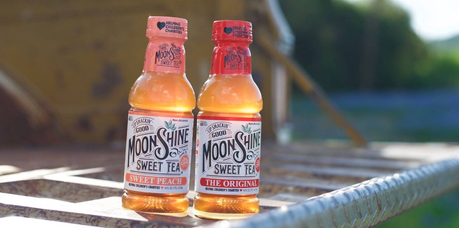 Moonshine Sweet Tea-carouselImage-https://images.snackmagic.com/spree/provider_carousel_image/5475/bulk_medium/4u1erujkujj0bjfjw0rxb28lmxlf.?1769112334