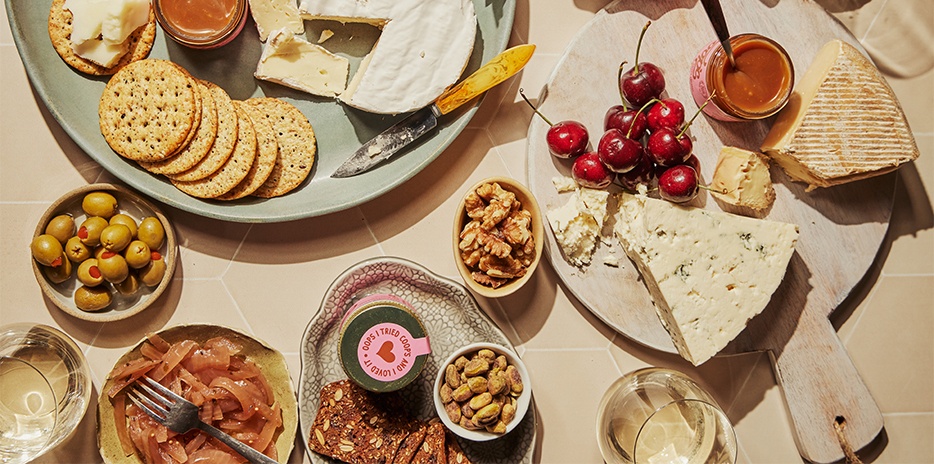 Coop's-carouselImage-https://images.snackmagic.com/spree/provider_carousel_image/5635/bulk_medium/75dxwfcj9jmhy9ui9vzp26rlixu3.?1786019367